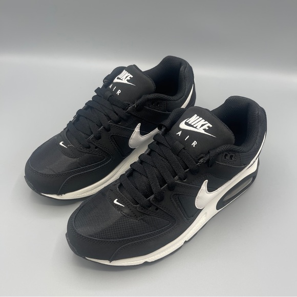 NIKE Air Max Command Women's Running Shoe Black White - Picture 11 of 14